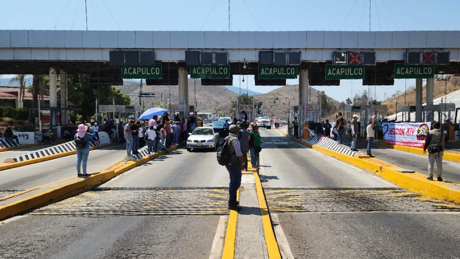 PRI-Guerrero pide uso moderado de fuerza pública en bloqueos prolongados en Autopista del Sol