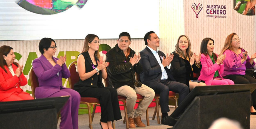 GALLARDO REAFIRMA APOYO TOTAL A MUJERES DE LAS 4 REGIONES
