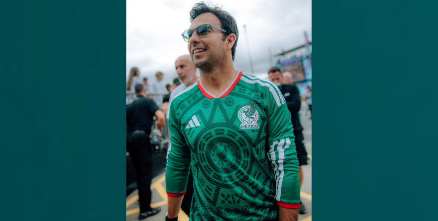 APENAS CRUZAR LA META QUERÍA CHECO IR A VER AL TRI