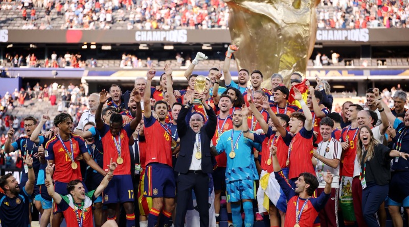 ¡CAMPEÓN TRIUNFANTE, OLÉ!