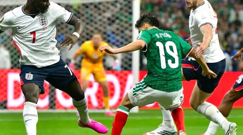 CHICHARITO INSISTE EN QUE MORA PARTA PRONTO A EUROPA