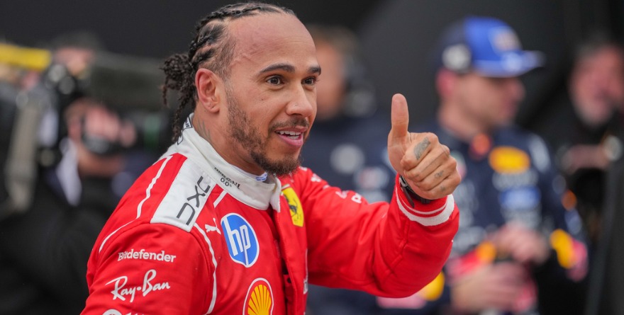 CLAVADO HAMILTON EN EL BÓLIDO