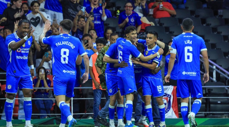 CRUZ AZUL LOGRA SEGUNDA VICTORIA GRACIAS A NUEVA REMONTADA