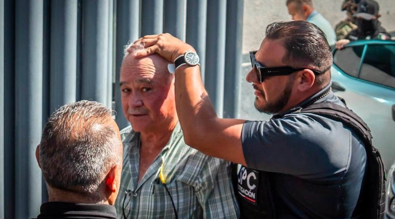 DETENCIÓN DE ERNESTO RUFFO, EL ICÓNICO PERSONAJE DE BC, POR HUACHICOL