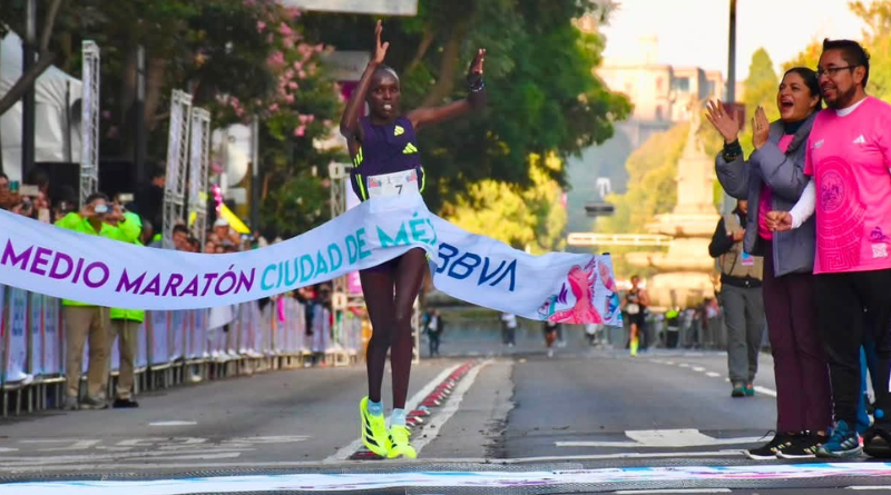 EN EL TRAZADO DEL MEDIO MARATÓN CDMX DOMINAN KENIANOS