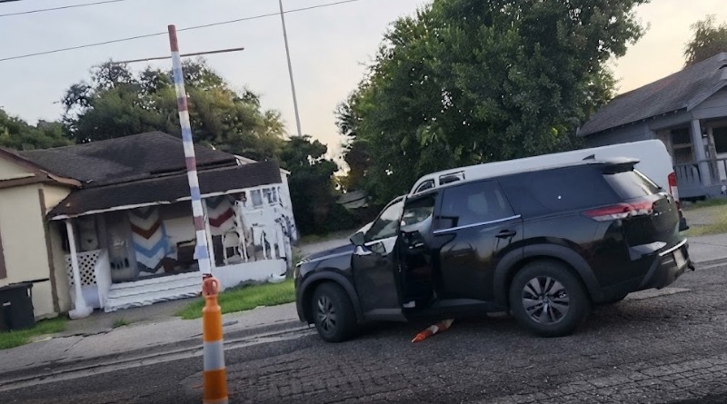 EN HOUSTON SE ABATE A MEXICANO POR AGENTE DE ICE