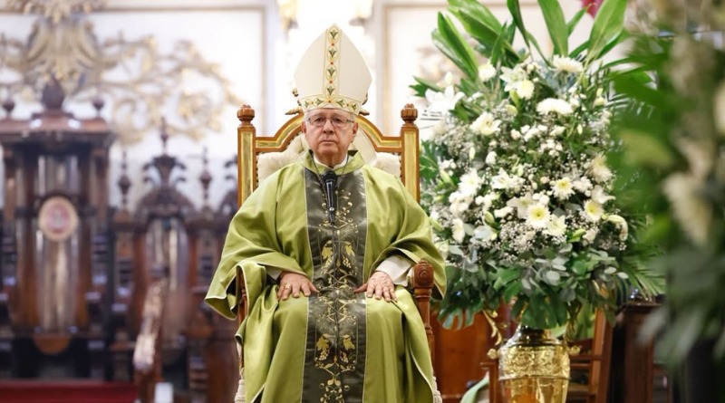 FESTEJAN AL CARDENAL DE GUADALAJARA POR SUS BODAS DE ORO