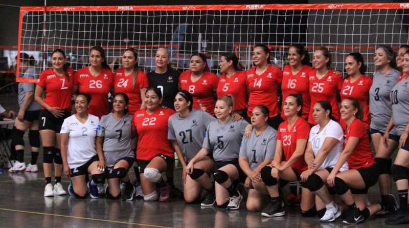 FIESTA DEPORTIVA EN CURSO EN EL FESTIVAL MÁSTER DE PUEBLA