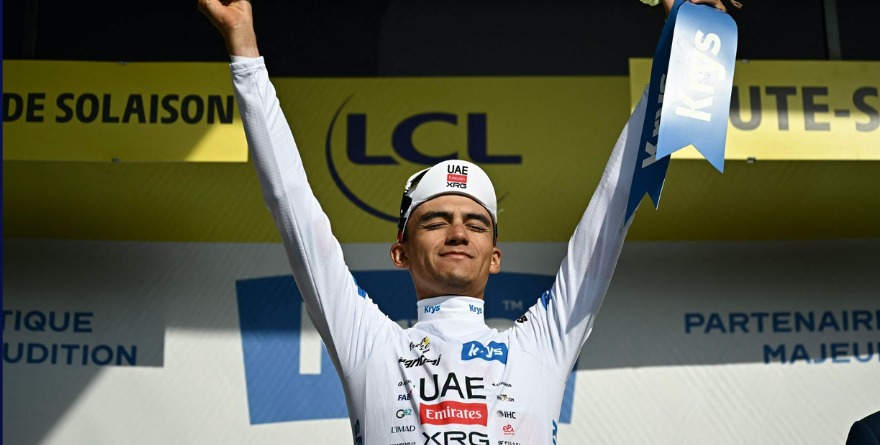 ISAAC DEL TORO CIERRA TERCERO LA ETAPA 15 DEL TOUR DE FRANCIA