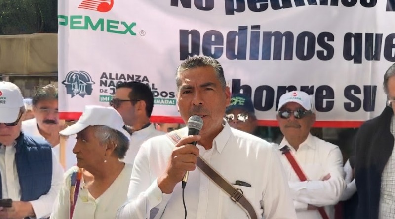 JUBILADOS DE PEMEX EXPRESAN RECHAZO A REFORMA DE PENSIONES