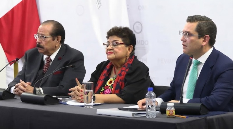 LA FGR EXONERA A ROCHA Y ACUSA A EU