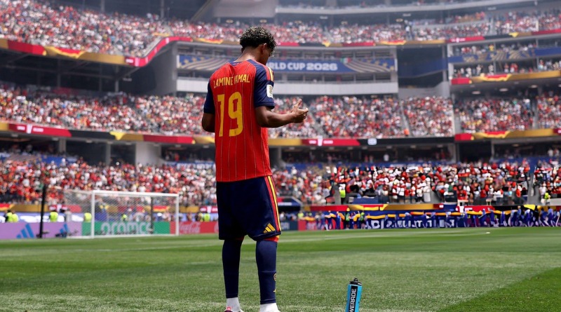 LA ‘ROJA’ BUSCA GANAR SIN MIEDO A LOS GALOS