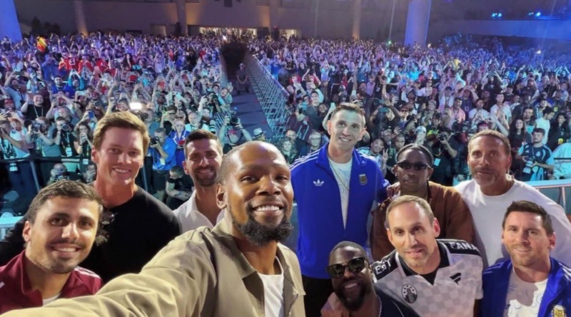 MESSI, RODRI, BRADY, DJOKOVIC, DURANT POSAN EN SELFIE DORADA