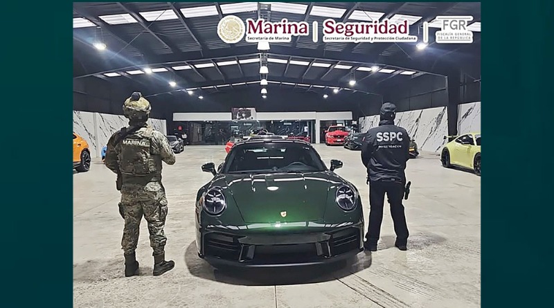 OPERADOR DE LA BARREDORA CAE AL SUELO