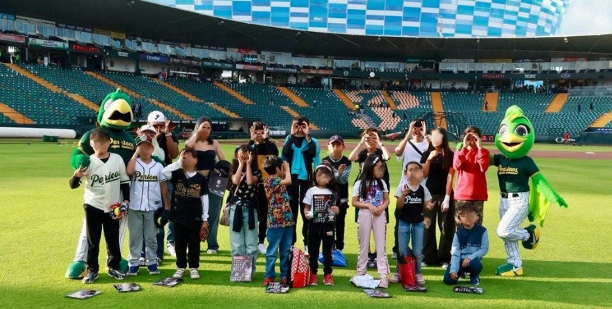 PERICOS DE PUEBLA PRESENTA CLÍNICA DEPORTIVA