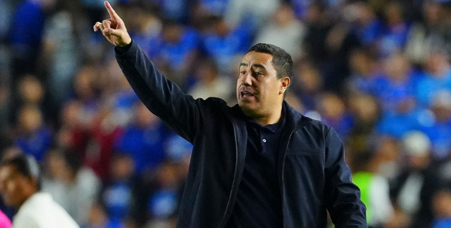 PRIMER OBJETIVO EUROPEO: EFRAÍN JUÁREZ FRACASA EN EL INTENTO