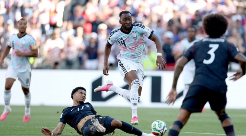 QUEDA FUERA DEL MUNDIAL EL ÚLTIMO ANFITRIÓN RESTANTE