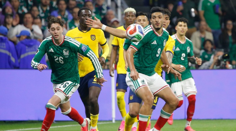 ROBERTO GÓMEZ JUNCO DESTACA LOS BRILLANTES TRICOLORES