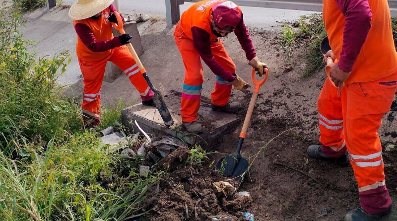TAREAS DE LIMPIEZA EN ALCANTARILLAS DE PUEBLA PREVIENEN INUNDACIONES