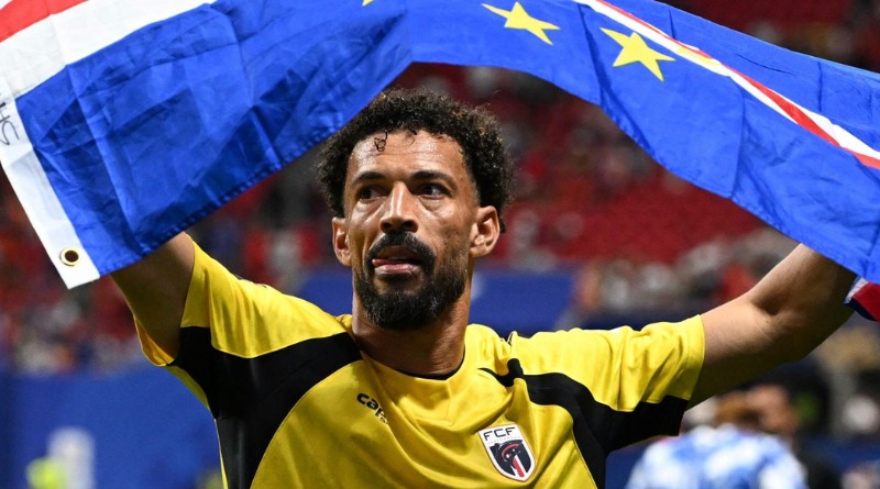 VOZINHA DESTACA LIDERANDO EL 11 IDEAL DEL MUNDIAL