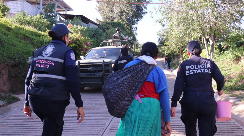 FAMILIAS DESPLAZADAS DE LA MONTAÑA DE GUERRERO RETORNAN: SEGOB