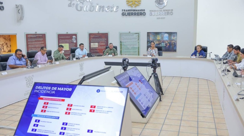 EVELYN SALGADO ENCABEZA MESA DE PAZ