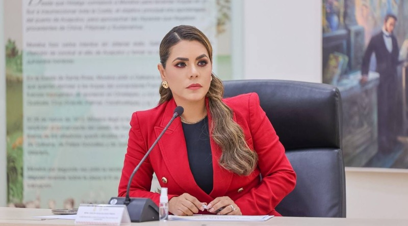 24 INICIATIVAS APROBADAS: PREMIAN LABOR DE EVELYN SALGADO