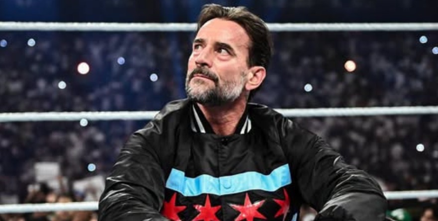 CM PUNK TOCA TIERRA EN MÉXICO CON LA AAA