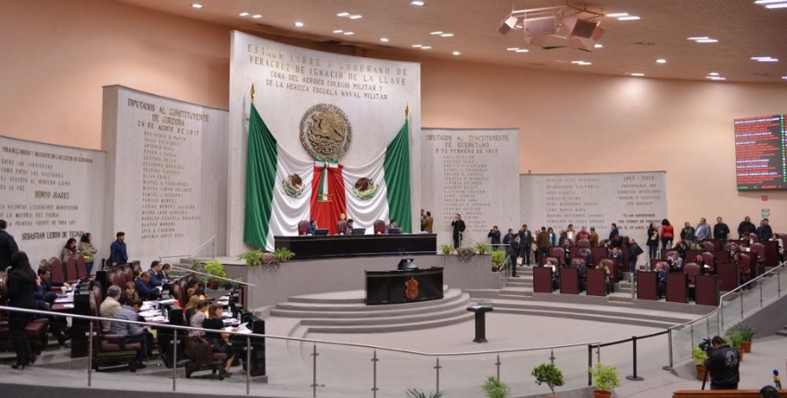 CONGRESO VERACRUZANO RETIRA FUERO A DOS PRESIDENTES MUNICIPALES