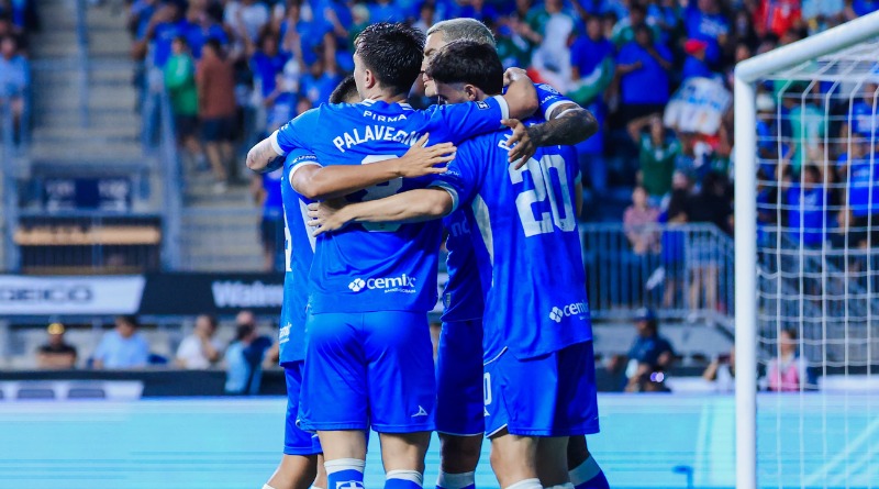 CRUZ AZUL SE IMPONE EN LEAGUES CUP CON TANTO DE DA PARADELA