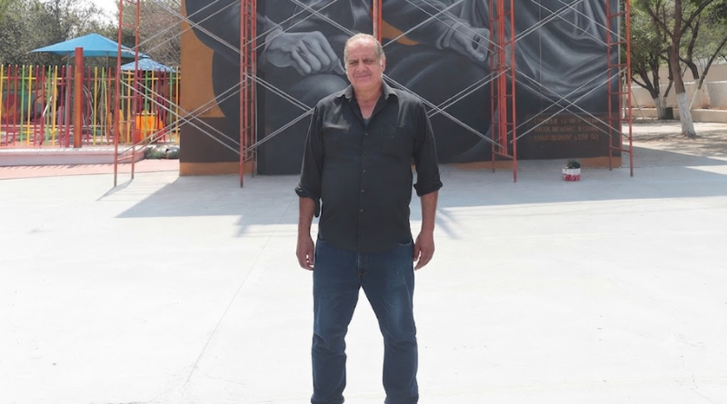 GIGANTES DE LA CULTURA SON LLEVADOS AL MURAL