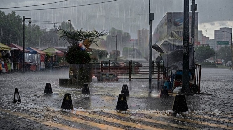 LLUVIA AZOTA CON FUERZA A CDMX