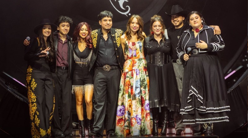 LOS ÁNGELES RESPONDE AL LLAMADO DE MÉXICO CANTA