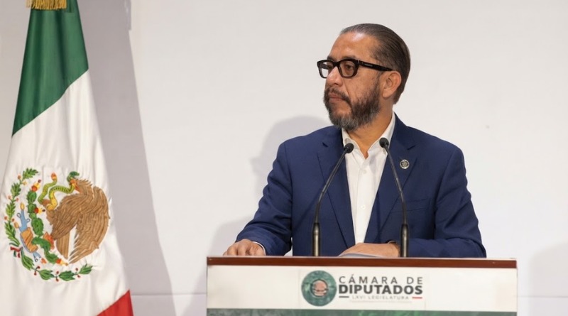 OFICIAL: FLORES DEJA LA SECCIÓN INSTRUCTORA