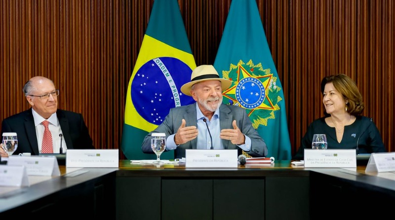 REELECCIÓN: LULA BUSCA CONTINUIDAD PESE A TEMOR DE INJERENCIA