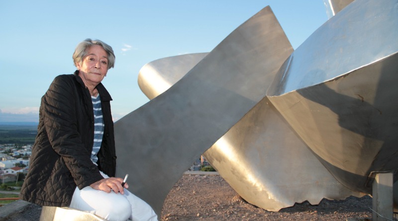 SU ARTE RETORNA A LOS ORÍGENES