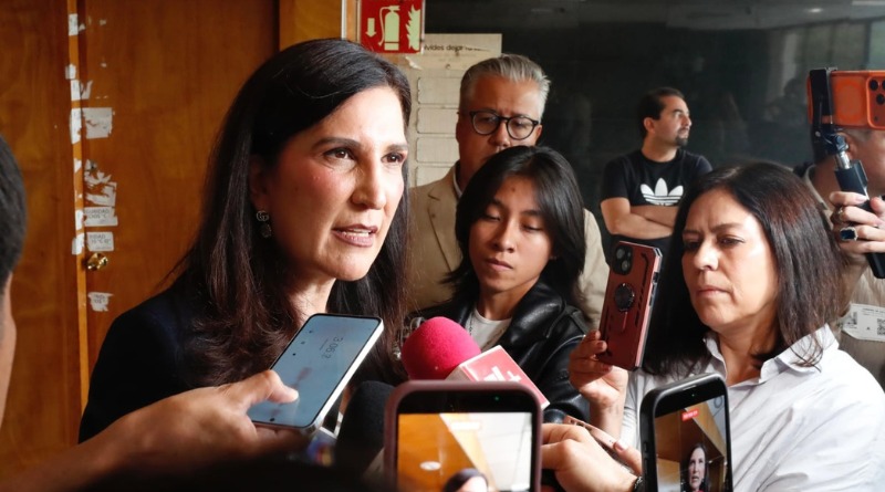 VUELVE ROCHA POR EL FUERO, ADVIERTE KENIA LÓPEZ