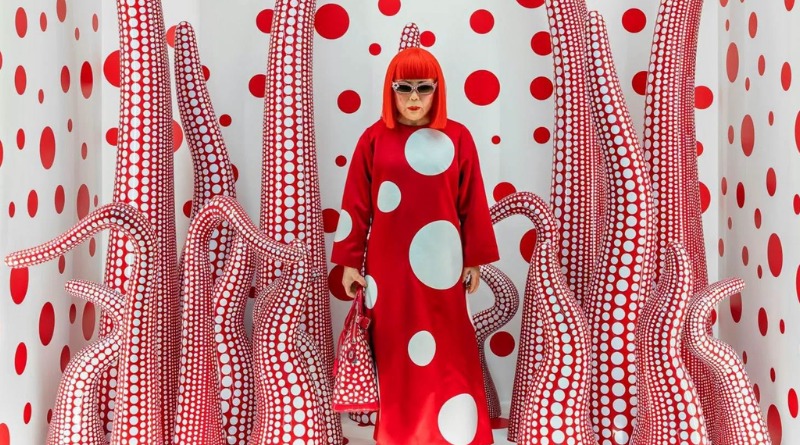 YAYOI KUSAMA, CÉLEBRE ARTISTA DE VANGUARDIA, HA FALLECIDO