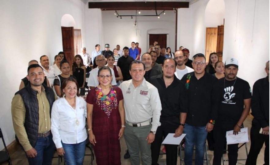 RECONOCEN EL TALENTO DE ARTESANOS PLATEROS