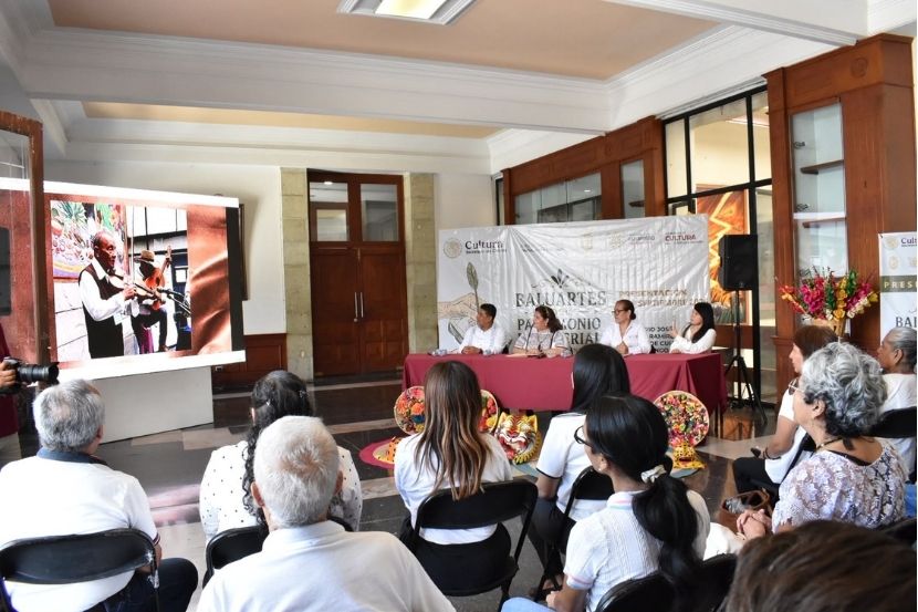 PREMIAN LA TRAYECTORIA DE CINCO GUARDIANES DE LA CULTURA GUERRERENSE