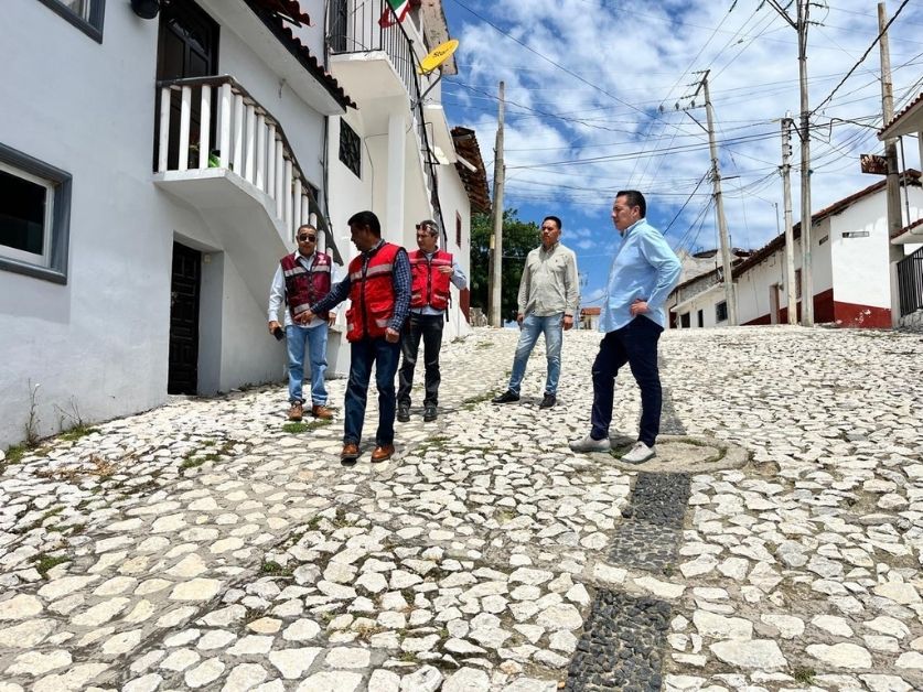 LLEVAN OBRAS. REGIONES DEL NORTE Y TIERRA CALIENTE