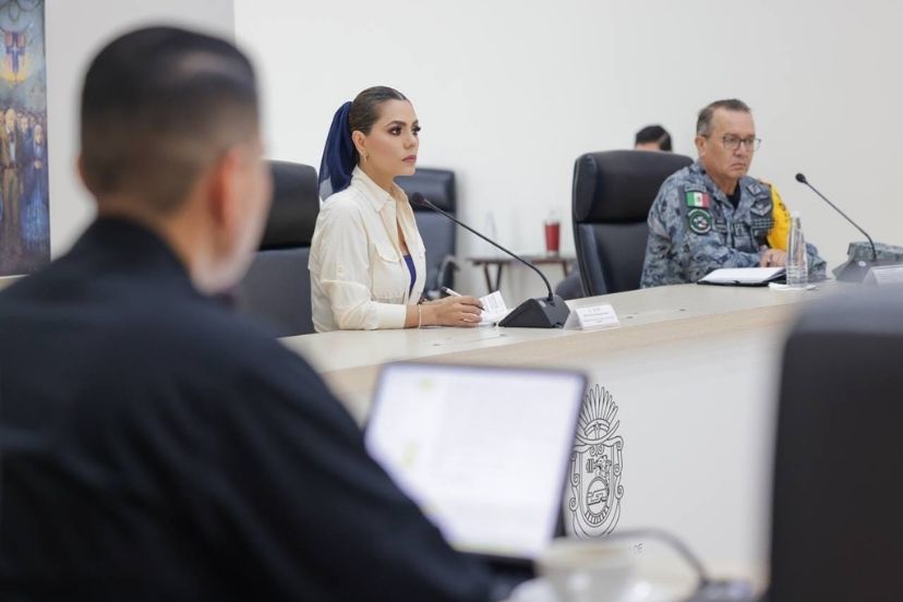 ENCABEZA EVELYN SALGADO SESIÓN DE LA MESA DE COORDINACIÓN