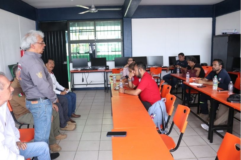 Evalúan daños por deslizamiento de ladera en el Plantel 32 del Cobach en Acapulco