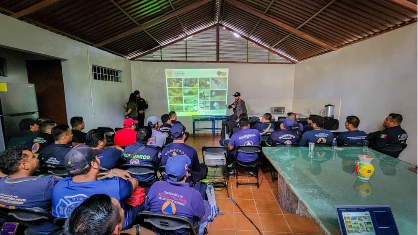 FORTALECE  CAPACITACIÓN DE REPORTES  COCODRILOS