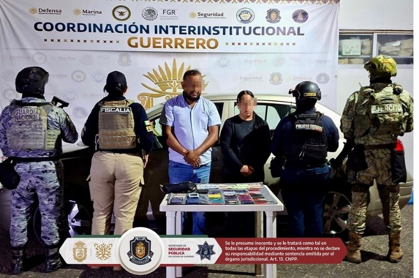 DETIENEN A DOS PRESUNTOS IMPLICADOS EN FRAUDE CON TARJETAS