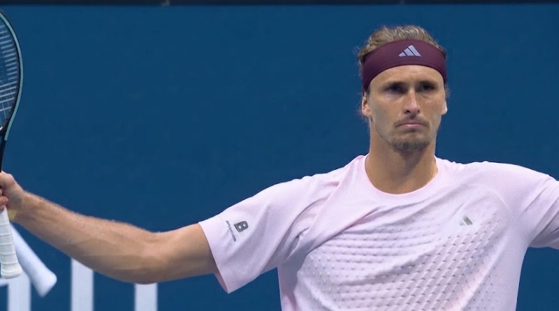 A PESAR DEL SUSTO, ZVEREV AVANZA EN NUEVA YORK