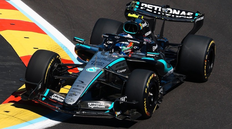 MERCEDES PROPINA GOLPE DE AUTORIDAD DURANTE LA PRÁCTICA FINAL