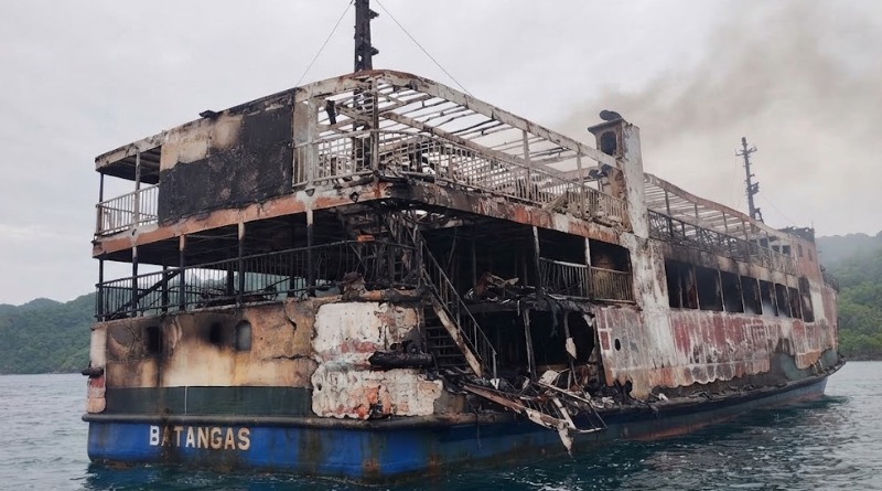 OPERATIVO DE BÚSQUEDA: 87 DESAPARECIDOS POR NAUFRAGIO DE BARCO EN LLAMAS