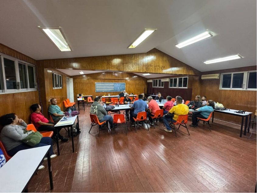 SEG ENTABLA MESA DE DIÁLOGO CON SECUNDARIA TÉCNICA