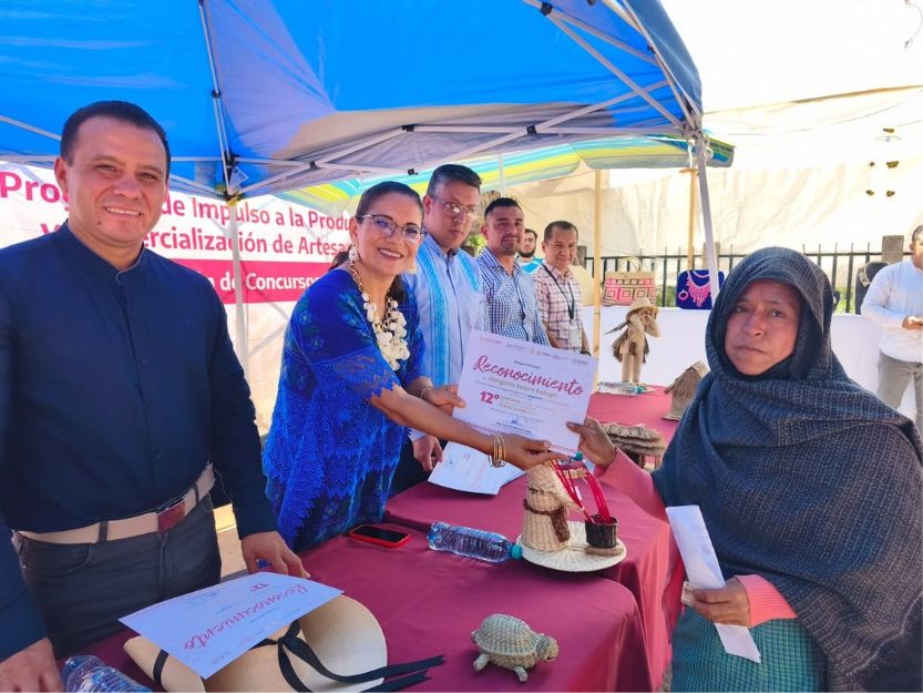 PREMIAN EL ARTE  CON BOLSA DE 270 MIL PESOS